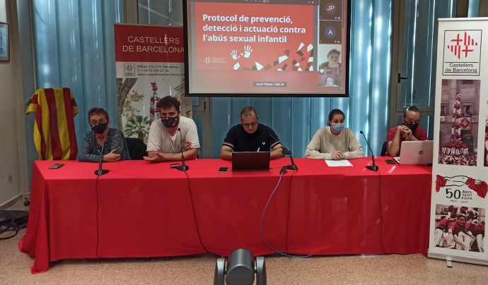 Els Castellers de Barcelona han presentat el primer Protocol de prevenció, detecció i actuació contra l'abús sexual infantil del món casteller. Font: Castellers de Barcelona