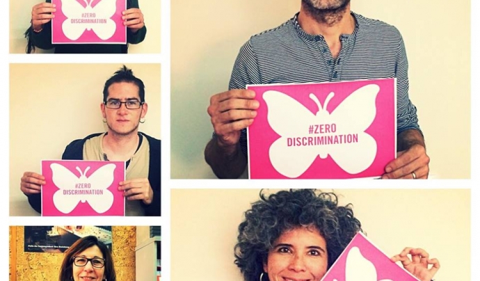 Persones participant a la campanya Zero Discriminació, feta també per aquesta plataforma Font: 