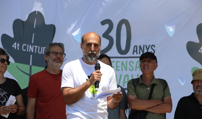Toni Altaió, portaveu de la Campanya contra el Quart Cinturó, durant la celebració dels trenta anys de la lluita. Font: Campanya contra el Quart Cinturó
