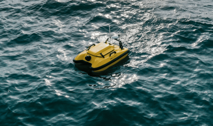 Una imatge del dron aquàtic en funcionament. Font: TEB