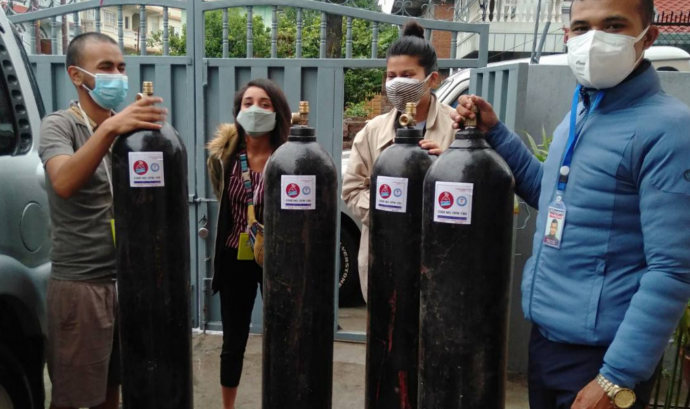 Més de 18.000€, en finançament col·lectiu i suport, d’Oxigen per Nepal per lluitar contra la covid Font: be artsy & Creasion - Creative Commons CC BY NC SA