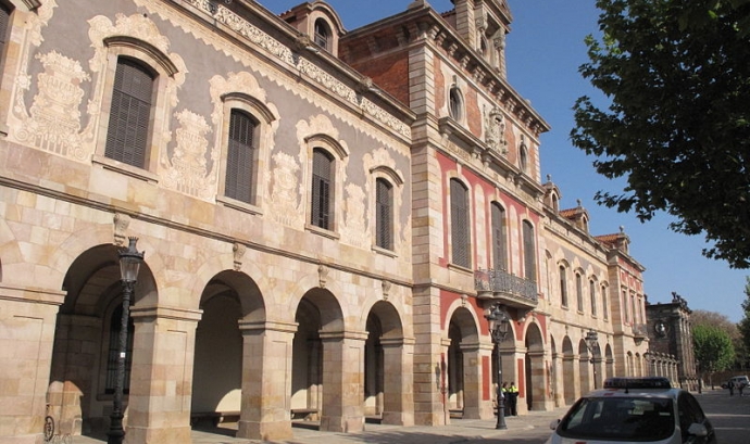Façana del Palau del Parlament. Font: Viquipèdia
