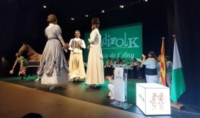Imatge de la Gala de l'Any 2021 d'Adifolk. Font: Associació per a la Difusió del Folklore (Adifolk).
