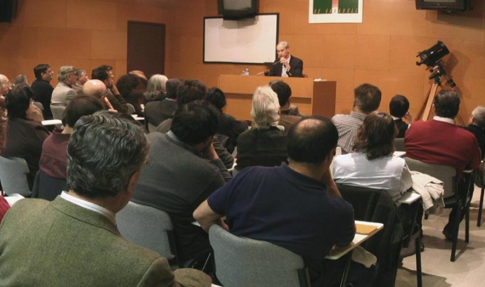 Una conferència a l'Agrupació Astronòmica de Sabadell. Font: Agrupació Astronòmica de Sabadell