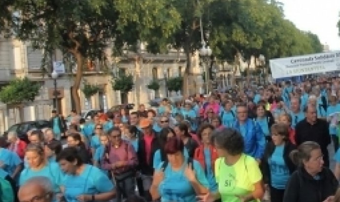 Participants a una edició de la caminada solidària. Font: APPC