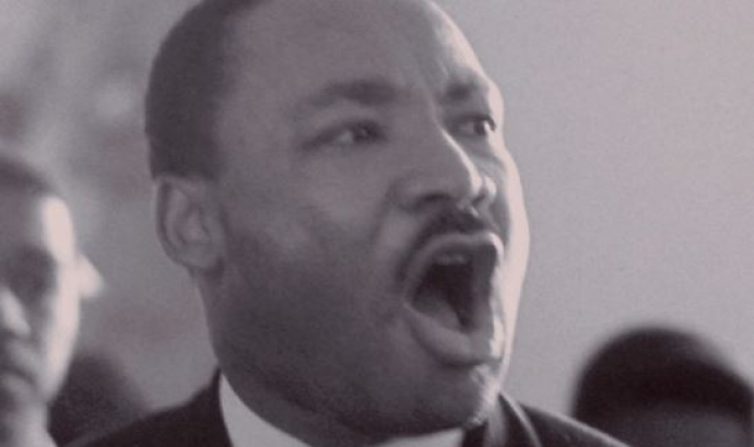 Nit temàtica: "El crit de la consciència. Martin Luther King" - Foto: Angle Editorial