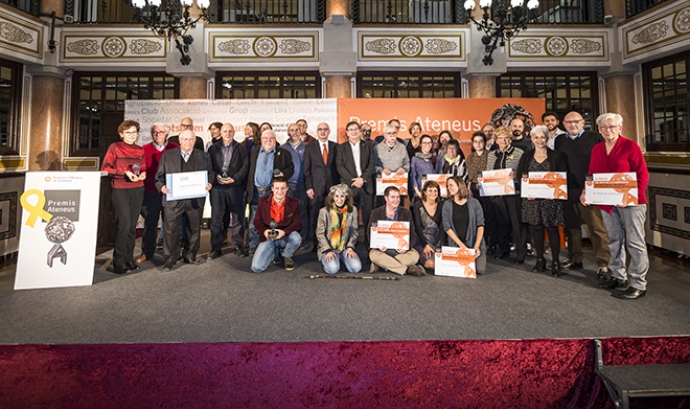 Foto de família dels guanyadors de la gala. Foto: Toni Galitó / FAC