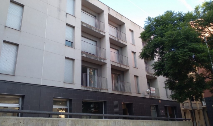 L'edifici de Valls on Sostre Cívic ha posat en marxa el seu projecte d'habitatge social cooperatiu en cessió d'ús. Font: Sostre Cívic Font: Sostre Cívic