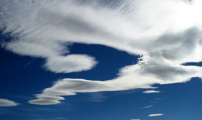 Núvols fent forma d'un interrogant. Counselling_ing jorge_Flickr