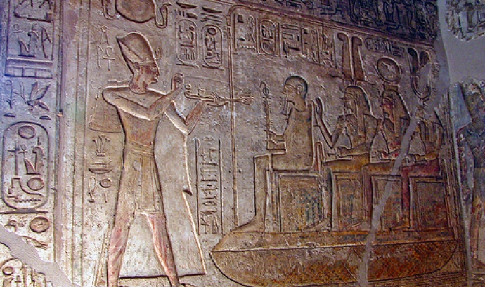 Mural egipci. Font: archer10 (Dennis) SLOW (Flickr)