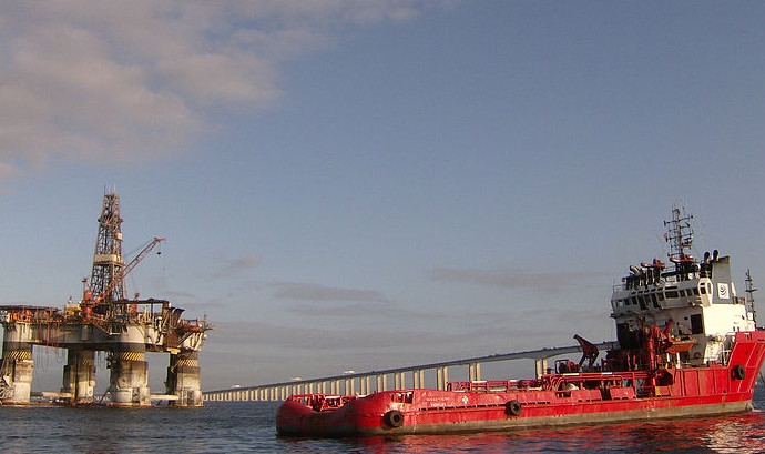 L'Ocean Viking es troba realitzant operacions de salvament al Mediterrani central. Font: Volfegan
