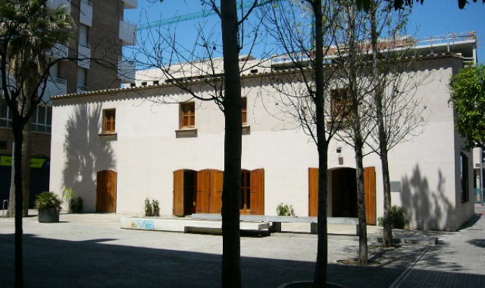 Edifici de Cases d'en Puig del Prat