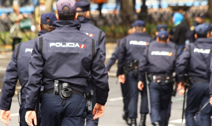 Policia Nacional Espanyola. Font: Contando Estrelas, Flickr