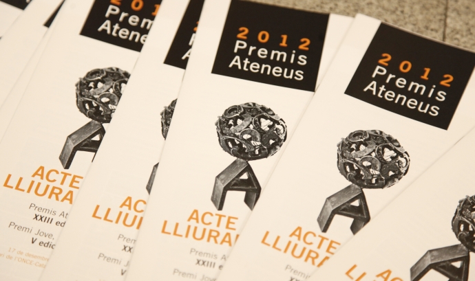Imatge dels Programes de l'acte de lliurament dels Premis Ateneus 2012