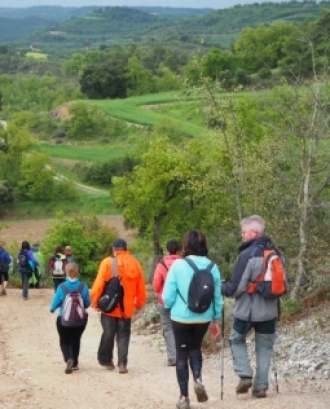 Participants en una caminada per la muntanya. Font: Teresa Grau, Flickr