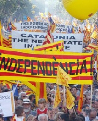 Manifestació demanant la independència. Font: Anticapitalistes.net