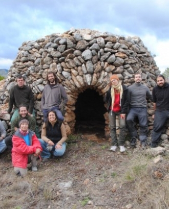 Gepec organitza una jornada de voluntariat per la reconstrucció d'una barraca de pedra seca (imatge: gepec.cat)