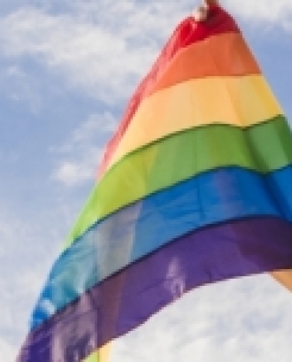 En aquest esdeveniment també es presentarà el dossier elaborat per l'Observatori contra l'Homofòbia. Font: Freepik.