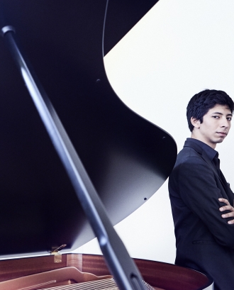 Jorge Nava, el pianista que protagonitzarà el concert el 26 d'octubre. Font: Opera World