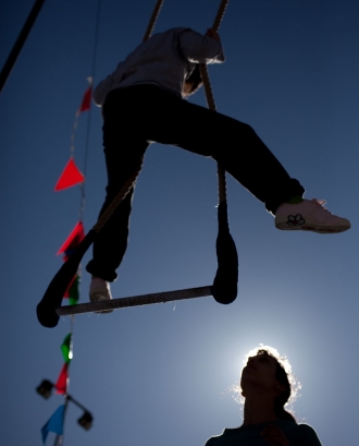 Taller de circ de l'Ateneu Popular9Barris ala Trinitat. Foto: Carles Calero Font: 