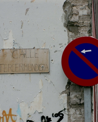 Rètol carrer "Calle tercermundista"_Jaume d'Urgell ∴_Flickr