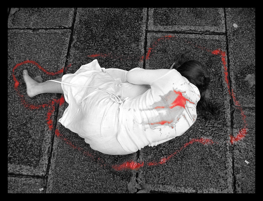 Dona ferida a terra_Libertinus_Flickr